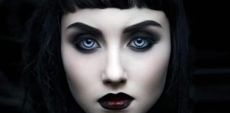 Vampire Look - Halloween Contact Lenses