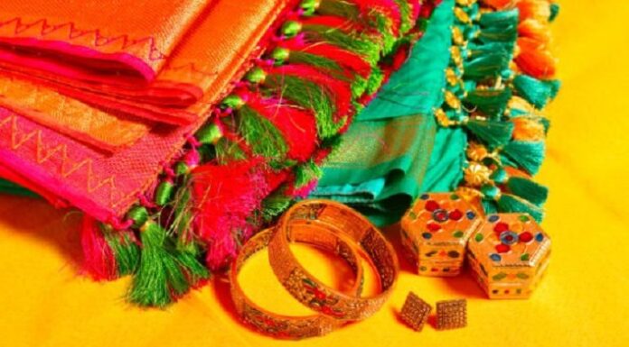 How to Identify Pure Kanchipuram Silk Saree? Kanchipuram Silk Saree